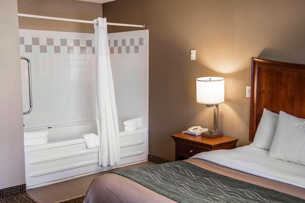 Quality Inn & Suites Bradford Chambre photo