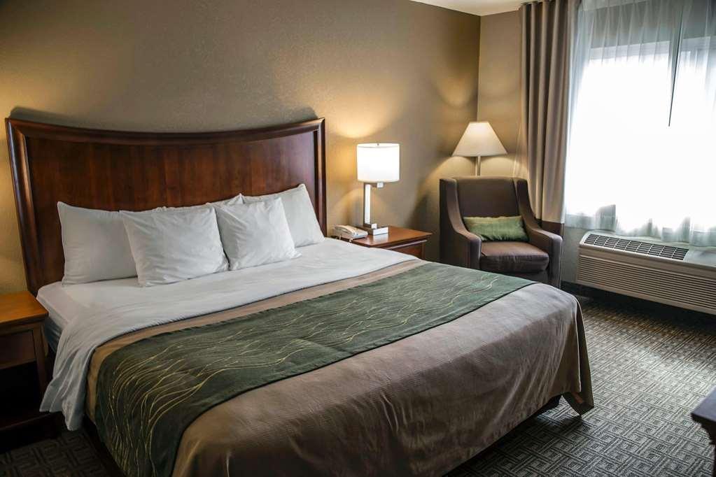 Quality Inn & Suites Bradford Chambre photo