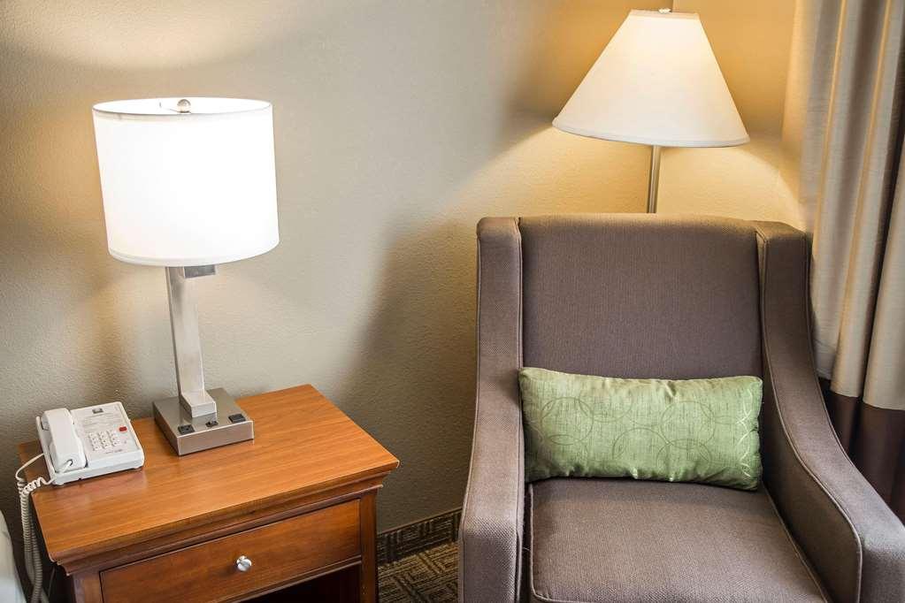 Quality Inn & Suites Bradford Chambre photo